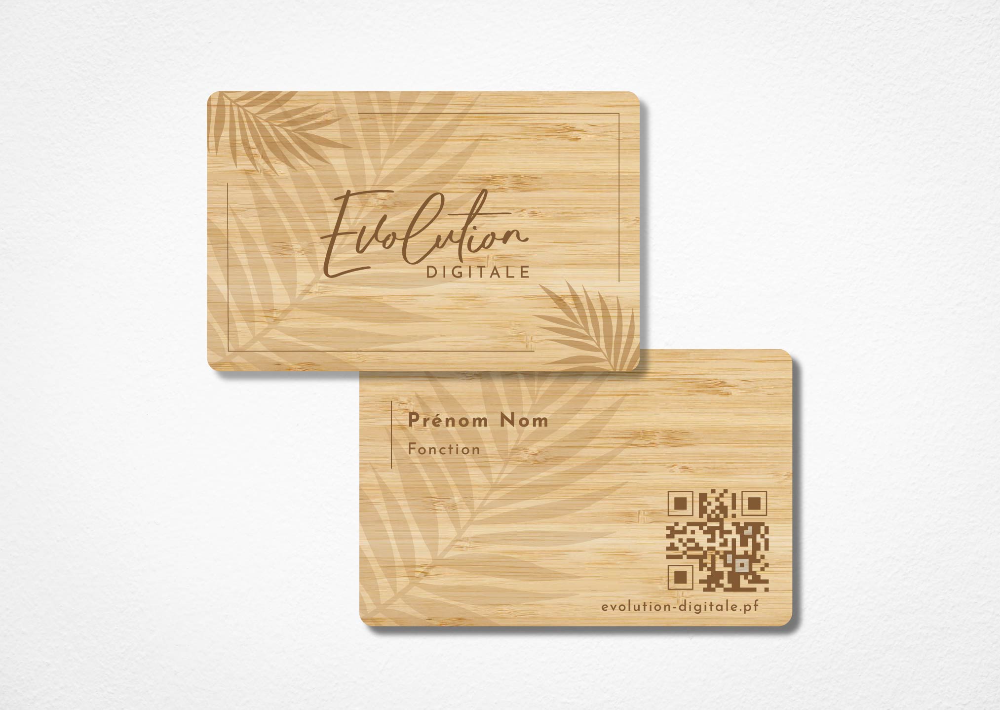 carte-de-visite-nfc-bois-bamboo-gravure-tahiti-evolution-digitale