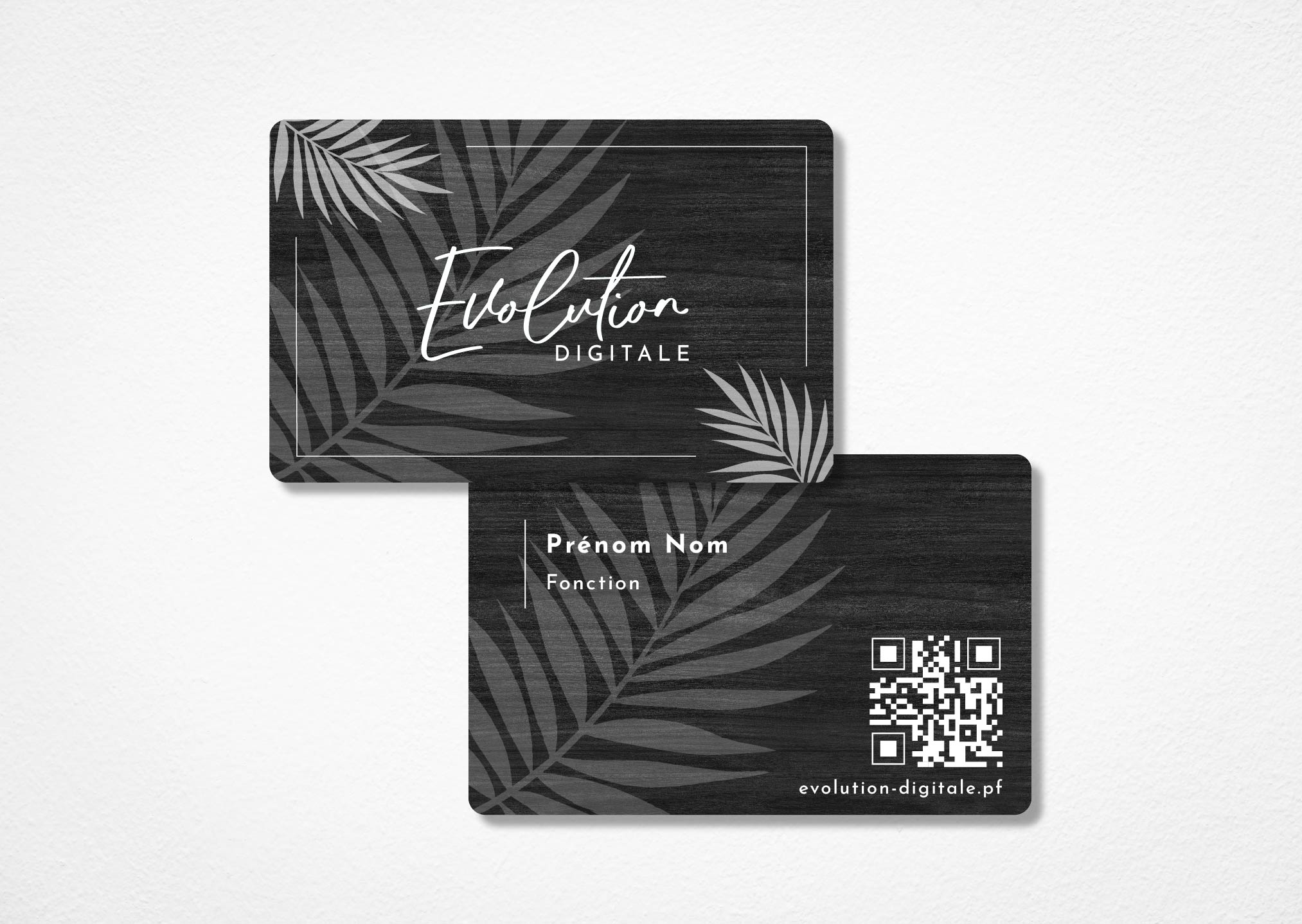 carte-de-visite-nfc-bois-noir-impression-blanc-tahiti-evolution-digitale